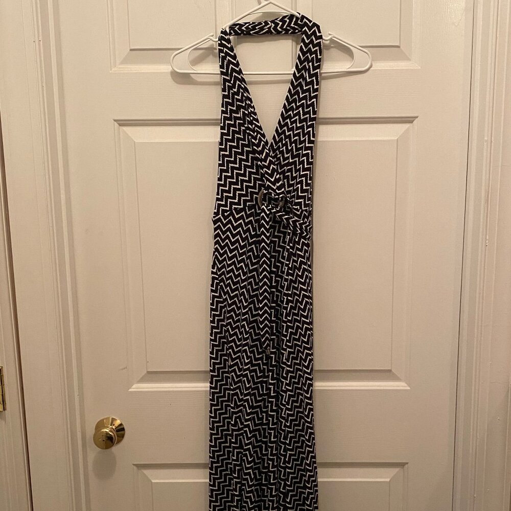 White House Black Market Women's Chevron Print Black White Maxi Dress Size 00